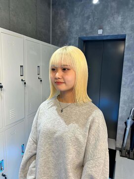 ワンズミラー 海老名店(ONE's MIRROR) ブロンド/抜きっぱなし/ブリーチ