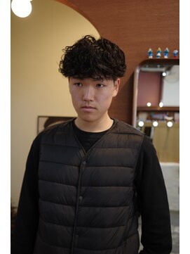 エディ(Edy) メンズ刈り上げスペインカール波巻きスパイラルパーマ眉毛カット