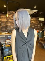 レオクマ 長野(REOKUMA)&nbsp;264. レイヤーカット/デザインカラー/ブリーチ/顔周り