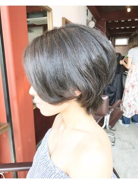 ルーファス 恵比寿 渋谷(Ruufus) 辺見えみり風レイヤーショートボブ【Ruufus恵比寿渋谷】