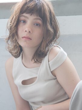 アカ(ACA) ACA】ひし形レイヤー軽めスタイル　ブルージュカラー