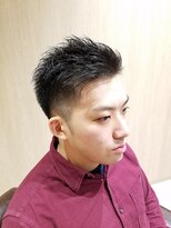 ライール ザ バーバー(Lair the barber)&nbsp;フェードが映えるメリハリサイドバックスタイル