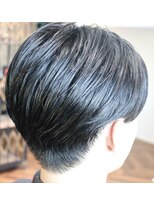 ウィスカーヘアー(whisker hair)&nbsp;センターパート