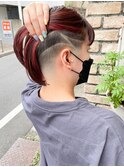 スキンフェード女子 刈り上げ女子 インナーカラー ピンク