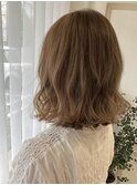 ボブ×キャラメルベージュ