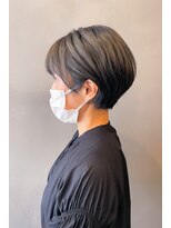 ニジュウニパーセント(22%)&nbsp;大人可愛い３０代４０代５０代　小顔ショートヘア　ショートボブ