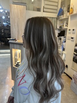 ヘアーグランデシーク(Hair Grande Seeek) ギャル仕様シールエクステホワイトメッシュ☆