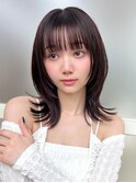20代シースルーぱっつん前髪で結んでかわいいフェイスレイヤー