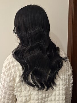 ヴィーヴォ オモテサンドウ(Vivo omotesando) グレーカラー/髪質改善/レイヤーカット/顔周りレイヤー/透明感