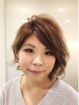フラップ(Flap)の写真/再現性の高いカットで朝のスタイリングも思いのまま。働く女性にぴったりの似合わせショートで毎日を美しく