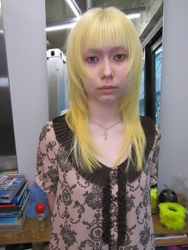 コードプラスリム(CODE+LIM) レイヤーカット/ブロンド/ハッシュカット/顔周りカット