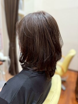 美容室ヒラトヤ 都南店 20代30代40代大人きれい美シルエットふんわりワンカールセミディ