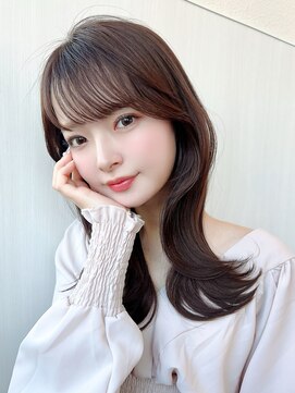 アフロート エル 大阪(AFLOAT L) 20代大人かわいい外ハネセミロング × グレーベージュ