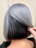 エターナルバイマティーナ(Eternal by MATINA)&nbsp;【ハイトーン/逆インナー/ボブ/ホワイトシルバー】池袋美容室
