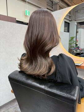 オズ 郡山桑野店(OZ) 黒髪ボブルフネビージュ小顔ワンレン