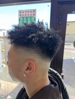 サラ HAIR&MAKE SALA 相模大塚店&nbsp;ショートアフロ