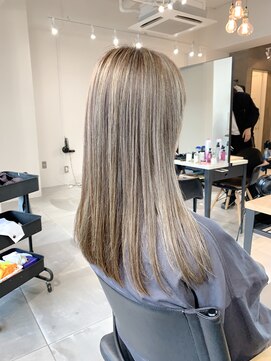 美容室 ツリー(Tree) ノンブローでおさまる大人スタイル『Tree hairsalon 』本厚木