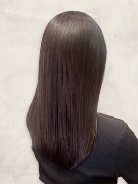 シンリア(ShinLia) 20代30代40代大人可愛い髪質改善カラー艶感ストレート透明感