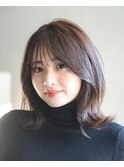ゆるっとくびれミディアム　暗髪 グレージュカラー