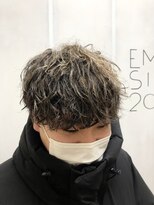 ナンバー エミライ 溝の口(N° emirai)&nbsp;爽やかツーブロック無造作ツイストスパイラルパーマ