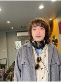 前髪男子