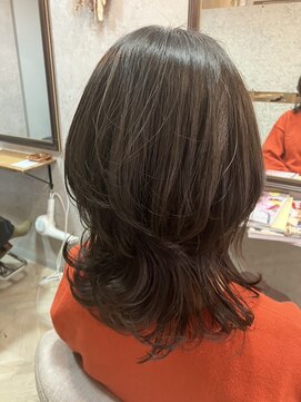 ユッカ エコル 塚口(YUCCA ekolu) 【ekolu ANNA】大人可愛い外ハネ/ミントアッシュ/ミディウルフ