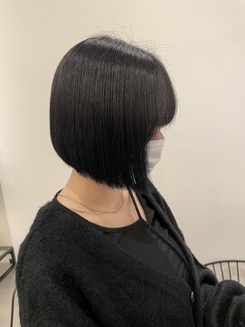 リリアーナ(LILIANA) 髪質改善　暗髪　ミニボブ　ボブ　学割U24　カラー　縮毛矯正