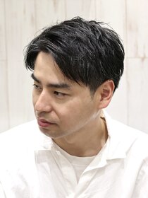 ヨシザワインク プレミアム 横浜 桜木町店(YOSHIZAWA Inc. PREMIUM) ツーブロック刈り上げ黒髪短髪アップバングショート