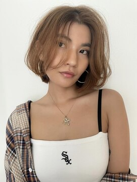 サンバレー(SUNVALLEY) 外国人風ヘア　ボブ　かきあげバング