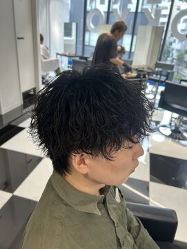 オーシャントーキョー(OCEAN TOKYO) 波巻きマッシュ(刈り上げツーブロック黒髪パーマ)