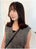 ダークブラウン　顔周りレイヤー　外ハネミディアム　ツヤ髪