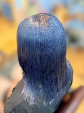 アン ブリーチ(UN BLEACH) ディープブルー×髪質改善Tr【高木】