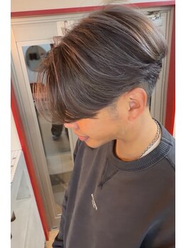 ヴァイオレット(VIOLET)の写真/【口コミ高評価★4.9】JR八尾駅徒歩3分 ニュアンスパーマ・センターパート・トレンド感も満載!