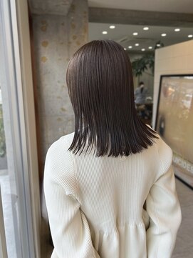 シーモアアンドサンズ(Seymour and Sons) くすみグレージュ