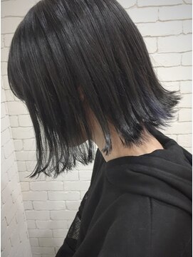 クロックレス (CLOCKLESS) ダークグレー × 切りっぱなし