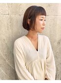 オン眉ボブ