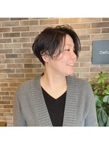 デルタ(Delta)&nbsp;アッシュグレー×ハンサムショート