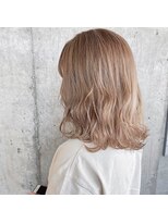 ケイト(kate)&nbsp;【kate 】☆大宮 大人ミディアム×ホワイトベージュ