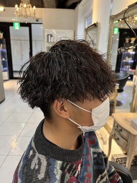 アイズ 海老名(AIZU) ツイストスパイラルパーマ