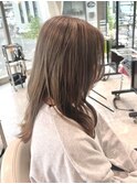 ミルクティーグレージュ