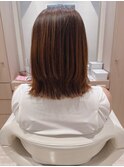 短め前髪くびれヘアバイカラー段カットひし形ボブルフアラフォー