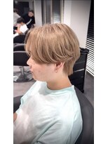 ザ ホワイトノート(The WHITE NOTE)&nbsp;センターパートウルフ×ミルクティーベージュカラー