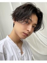 メンズニュアンスカルマパーマツーブロックセンターパート