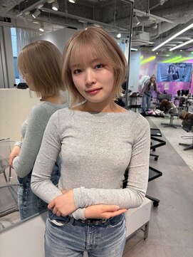 ユーフォリア 渋谷グランデ(Euphoria SHIBUYA GRANDE) ミルクティーベージュ/くびれボブ/ぱっつん前髪