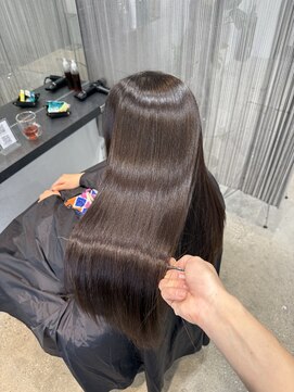 ボンズサロン オモテサンドウ(BONDZSALON OMOTESANDO) 髪質改善&縮毛矯正×酸性ストレート【表参道駅,原宿駅】
