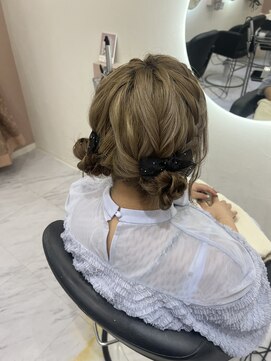 クラン 北新地店(Clan) 編み込みお団子ツイン/北新地ヘアセット