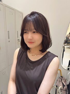 ジーナ 福岡天神(Zina) 柔らか内巻きボブ×ラベンダーピンクブラウン(Zina福岡天神)