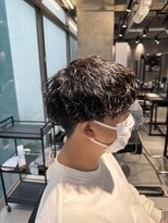 スタッド 松戸(stud. Men‘s)&nbsp;刈り上げラウンドマッシュ×波巻きスパイラルパーマ