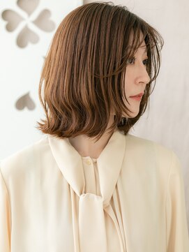 モッズヘア 越谷(mod's hair) ヘーゼルブラウンくびれヘア外ハネウルフボブディY越谷30代40代