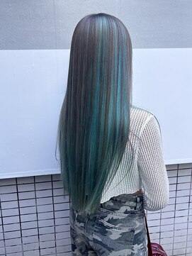 アミュレ(Amule) ブリーチ、インナーカラー、デザインカラー